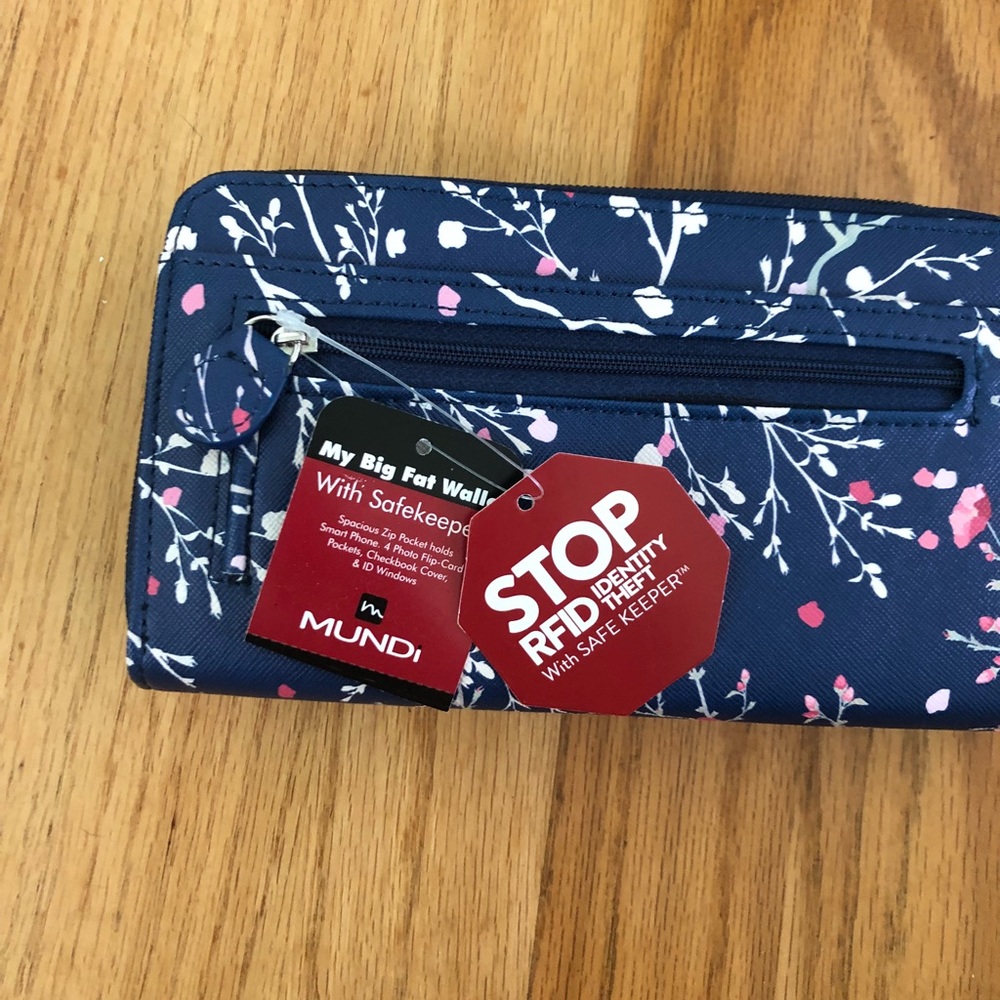 Mundi Big Fat Wallet
